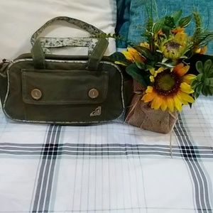 Small roxy shoulder bad